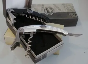 Cavatappi (croix corkscrew)